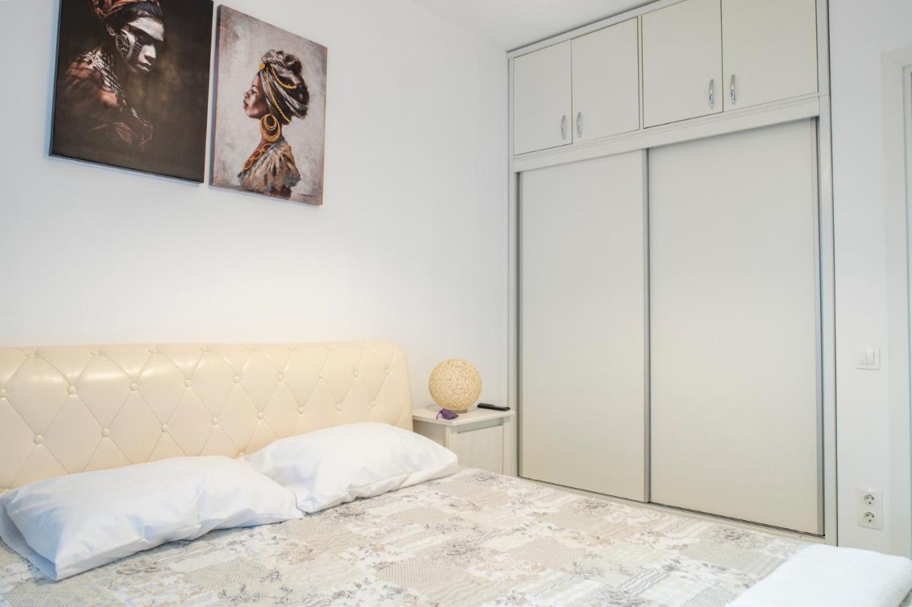 בוקרשט Gvitown Central Apartment מראה חיצוני תמונה