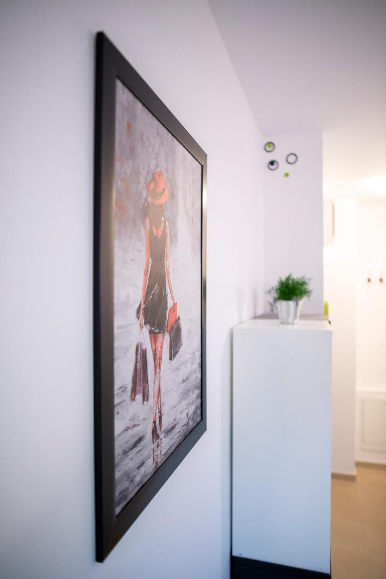בוקרשט Gvitown Central Apartment מראה חיצוני תמונה